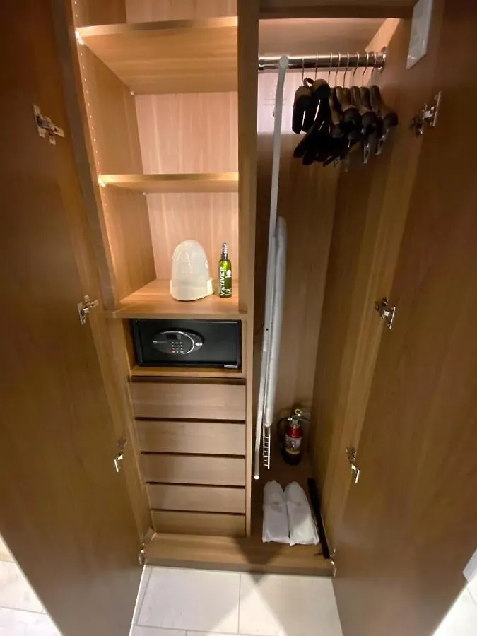 Отель Ascott Marunouchi Токио